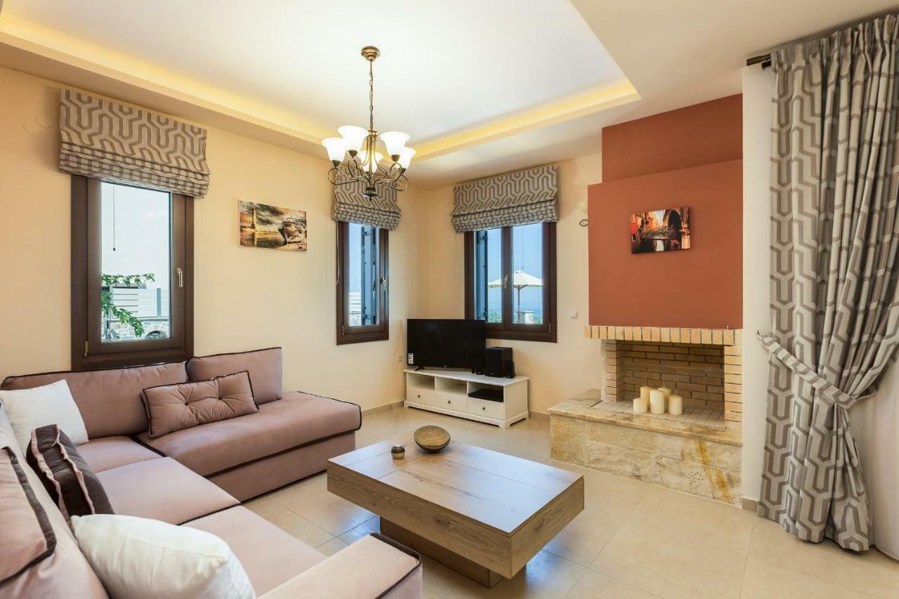 New Villa Kantifes 4 Families Or Couples With Private Pool & Bbq Kirianna ภายนอก รูปภาพ